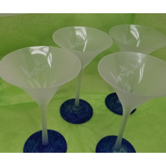 Four frosted grey geese vodka martini glasses cobalt blue bases 7.5" tall - Picture 10 of 12